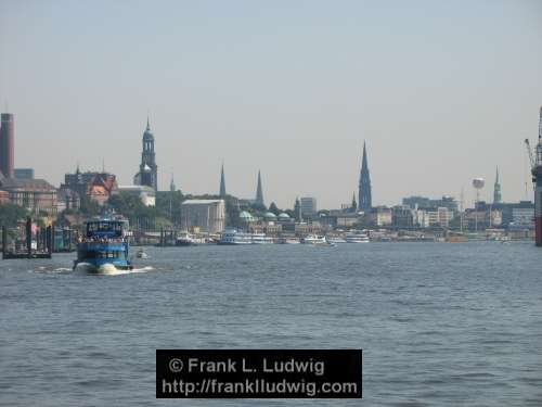 Auf der Elbe, Hamburg